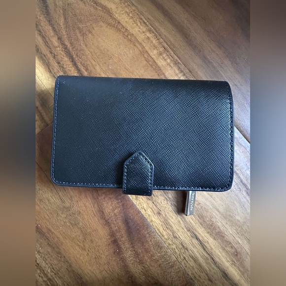 Kate Spade Wallet - Picture 4 of 5